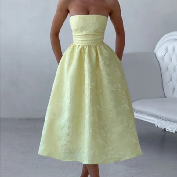 Babyboo Fashion Dresses & Skirts - Chic Strapless Yellow Dress